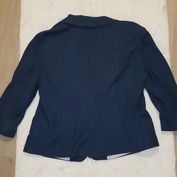 Ann Taylor Loft Blazer - Picture 5 of 8